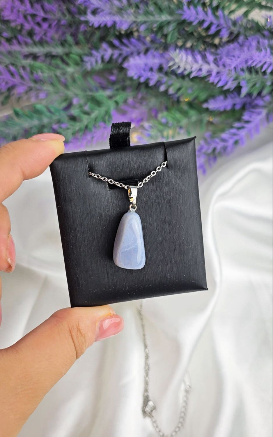 Necklace in Blue Lace Agate