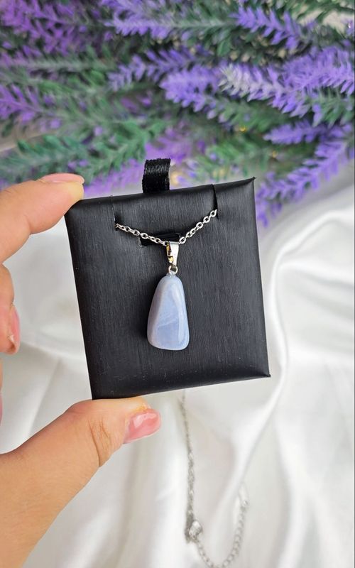 Necklace in Blue Lace Agate