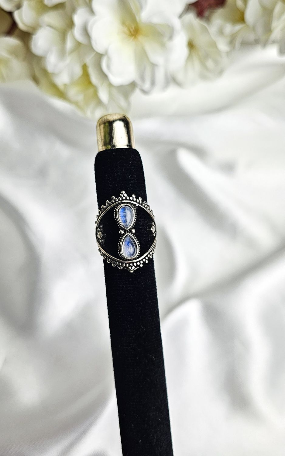 Adjustable Etnic Ring in Rainbow Moonstone (FROM SIZE 17)