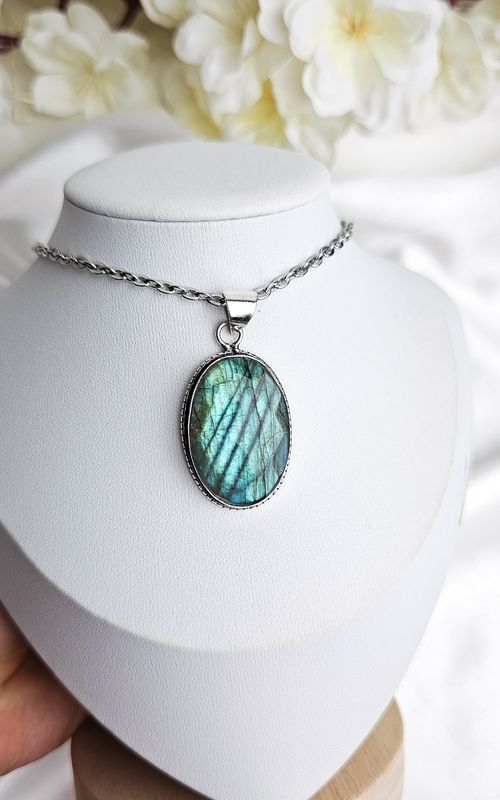 Indian Necklace in Labradorite n.1