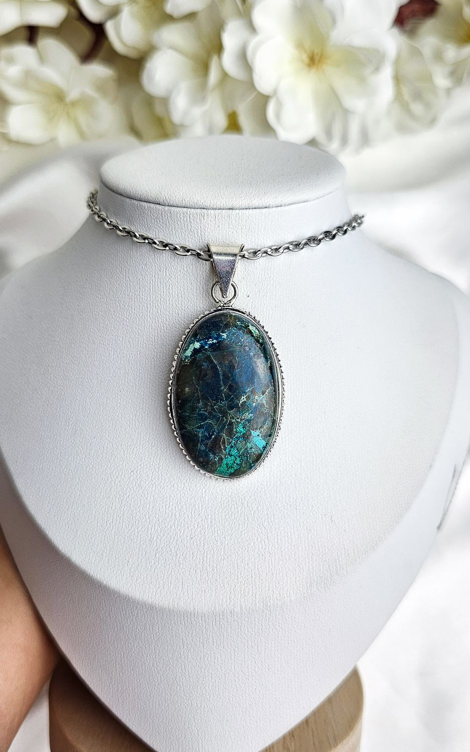 Etnic Necklace with Chrysocholla 2