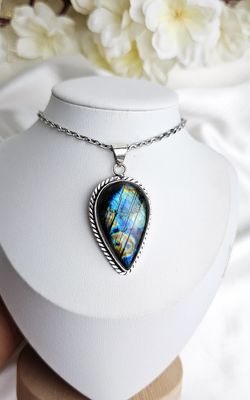 OTHER NECKLACES