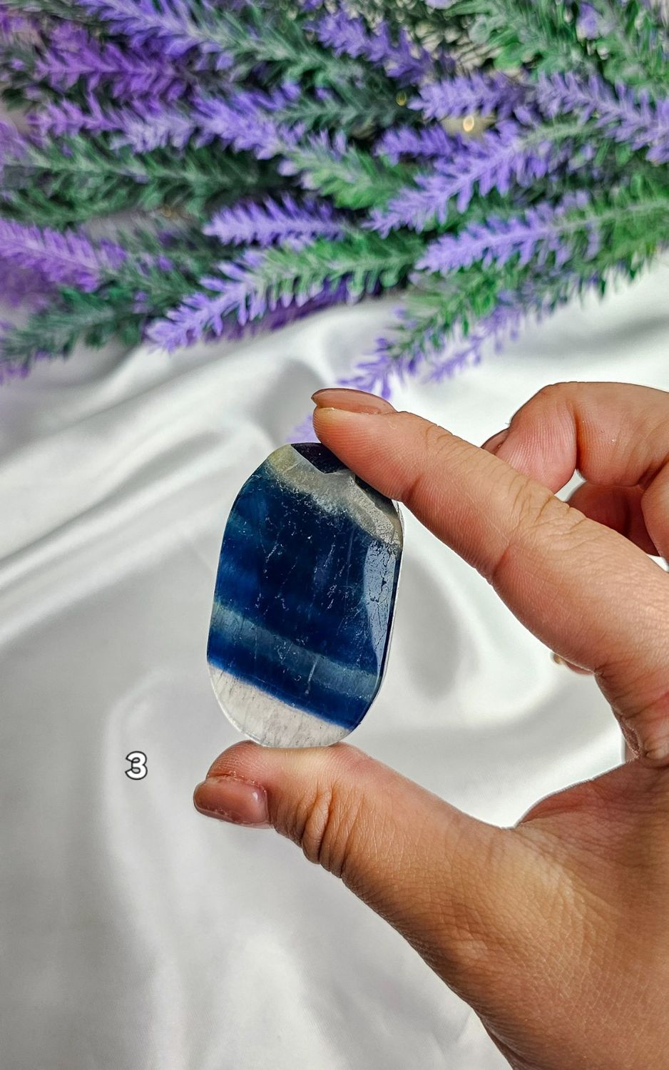 Fluorite Palmstone n.3 (DEFECTIVE)