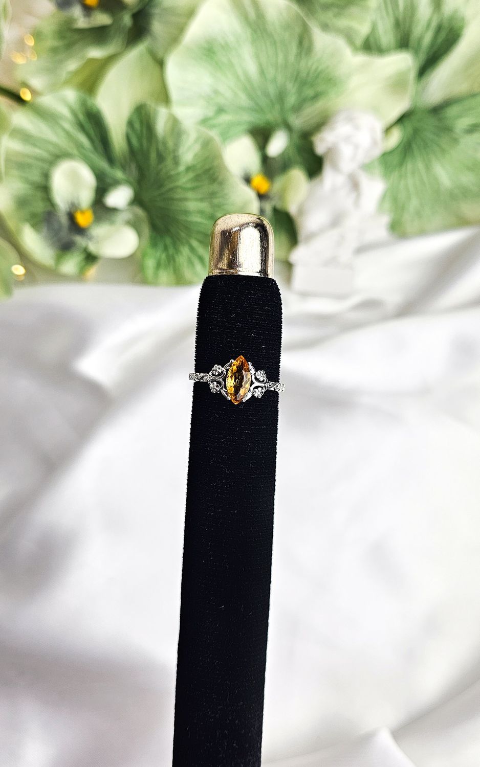 Adjustable Vintage Ring in Citrine Quartz (FROM SIZE 12)