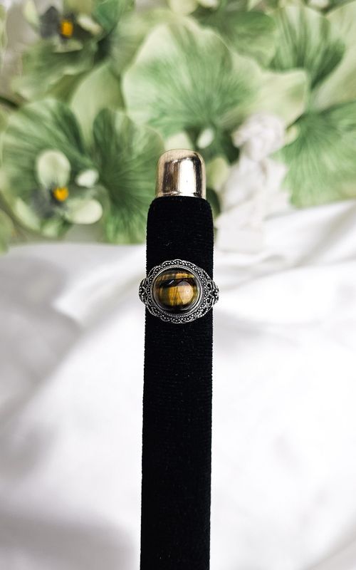 Adjustable Etnic Ring in Tiger Eye (FROM SIZE 16)