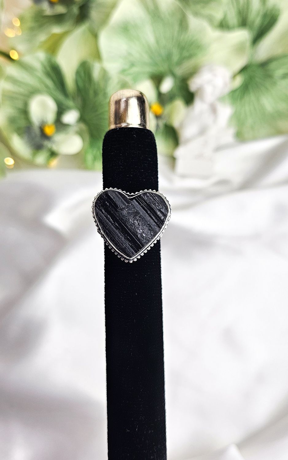 Adjustable Indian Ring in Black Tourmaline (FROM SIZE 6/7)