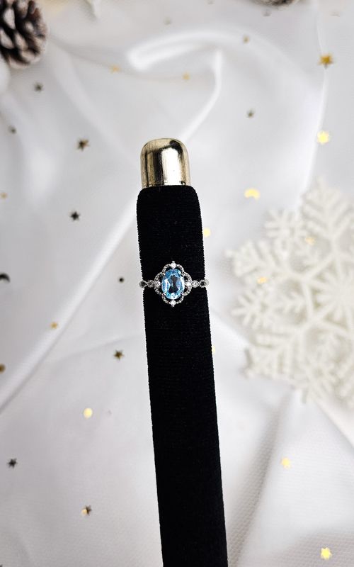 Adjustable Vintage Ring in Topaz (FROM SIZE 12)