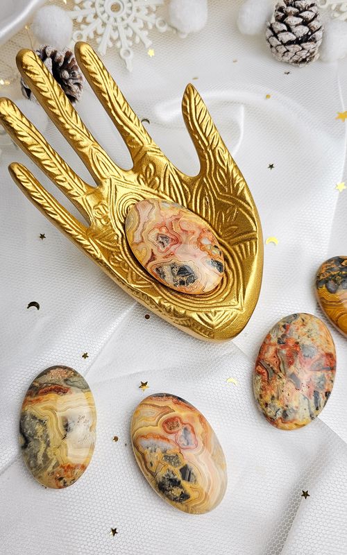 Crazy Lace Agate Palmstone