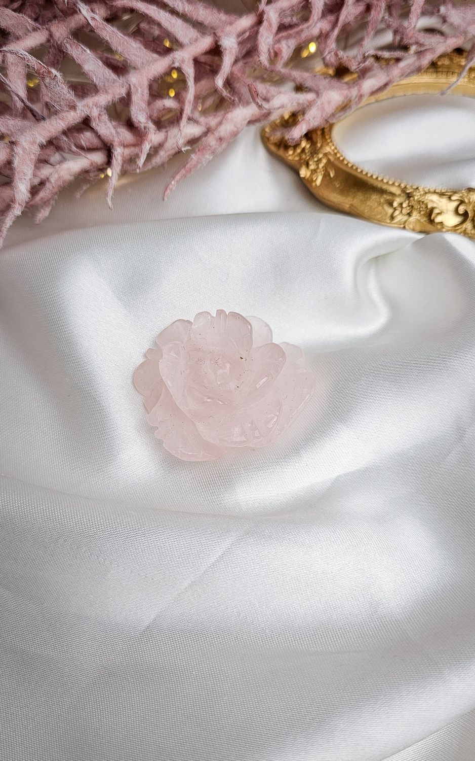 Rose Quartz Flower (Small)