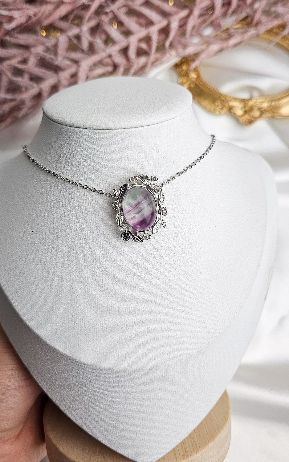Necklace with Butterflies in Rainbow Fluorite n.1