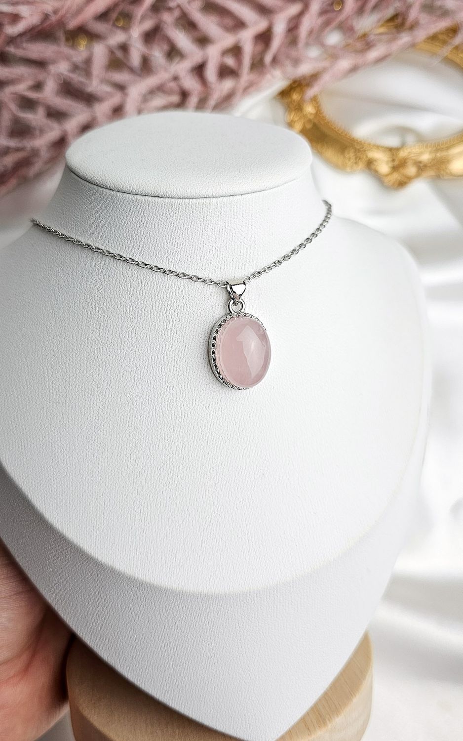 Necklace in Rose Quartz