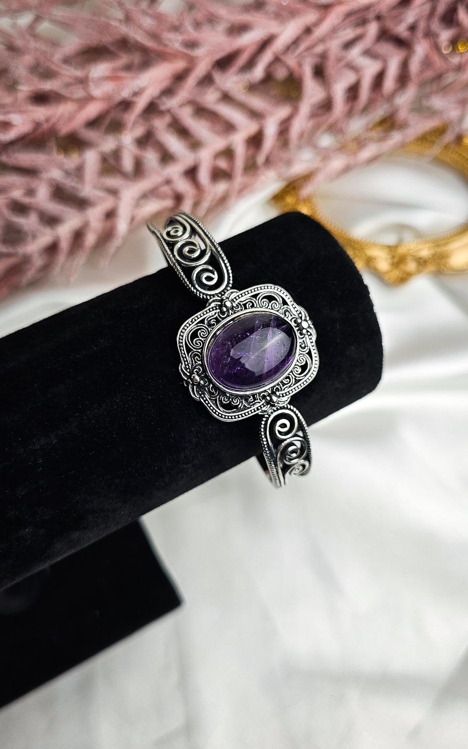 Etnic Bracelet in Amethyst