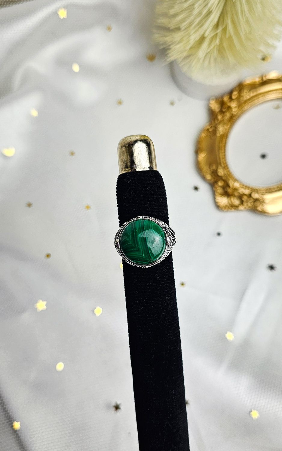 Adjustable Etnic Ring in Malachite (FROM SIZE 16)