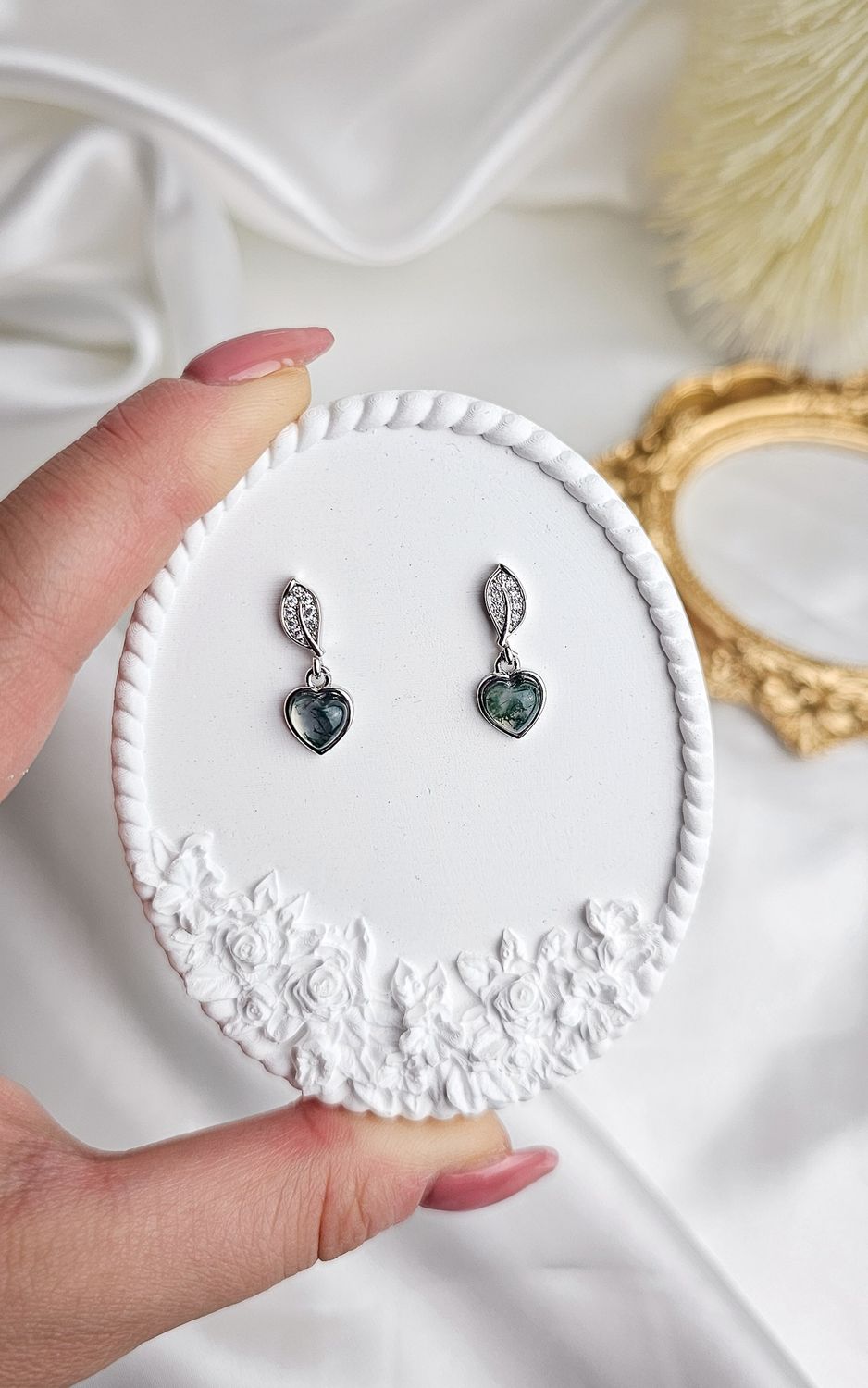 Earrings with Hearts in Moss Agate (s925)