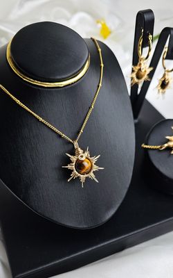 HANDMADE NECKLACES