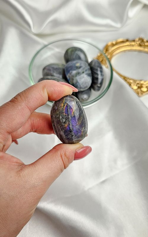Labradorite Mini Palmstone