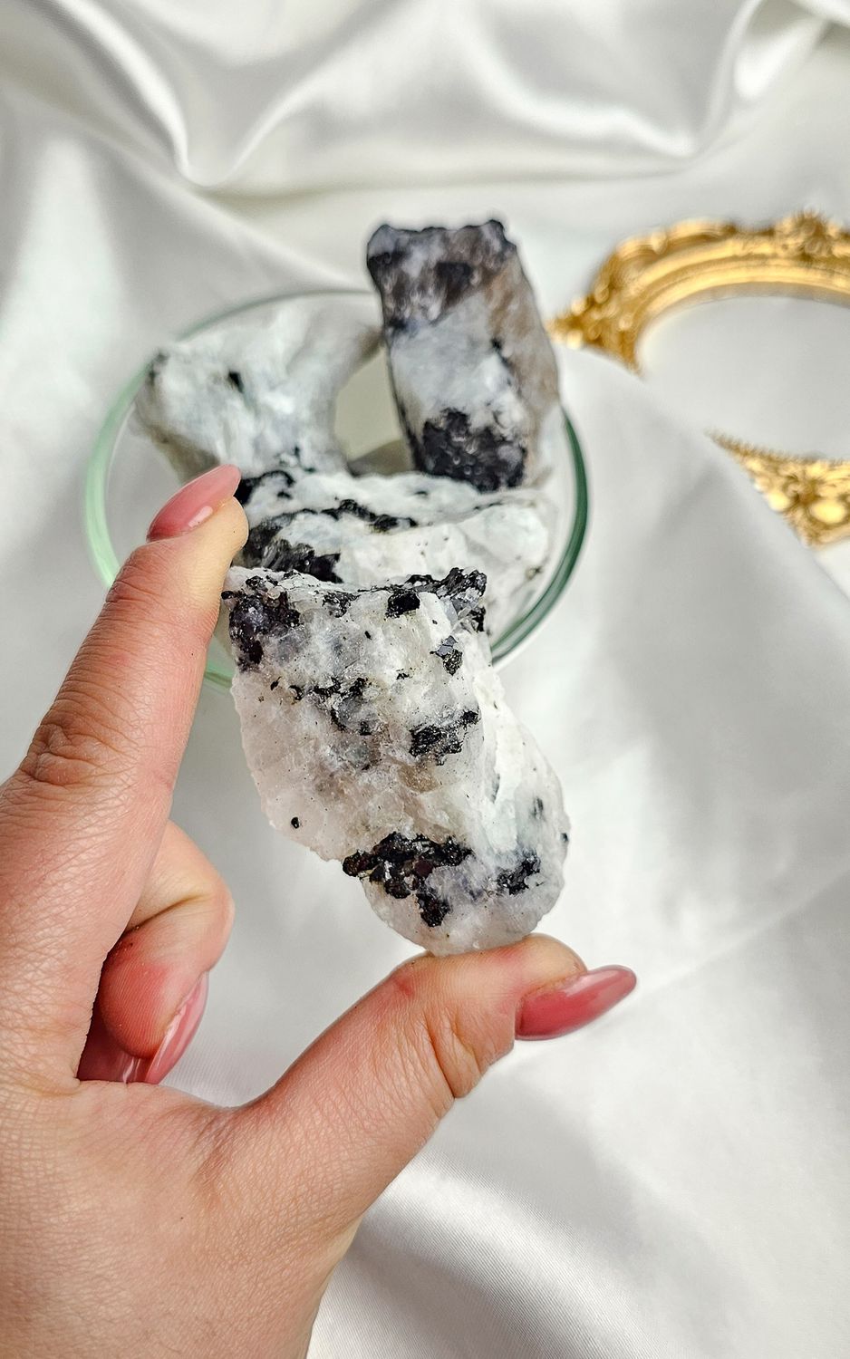 Rainbow Moonstone Raw