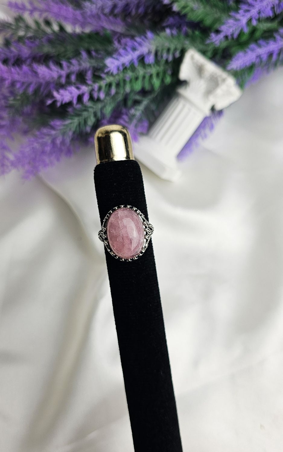 Adjustable Etnic Ring in Rose Quartz (FROM SIZE 14)