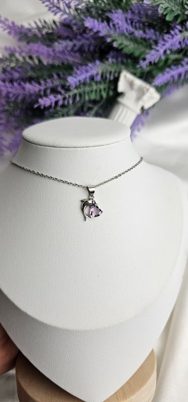 Necklace with Dolphin in Amethyst