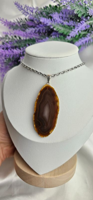 Necklace with Agate Slice