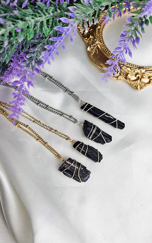 Necklace with Raw Black Tourmaline (Silver)