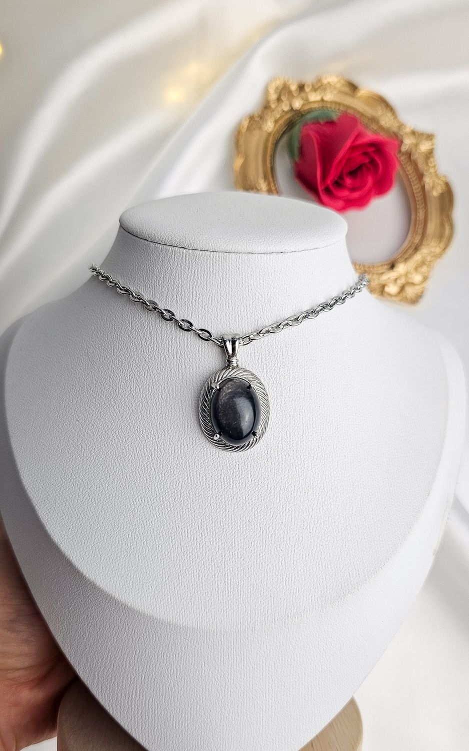 Etnic Necklace in Silver Obsidian