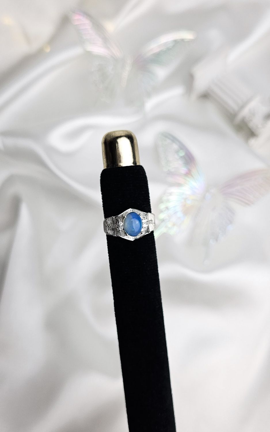 Adjustable Ring in Opal (FROM SIZE 11)