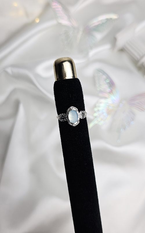 Adjustable Ring in Aquamarine (FROM SIZE 13)