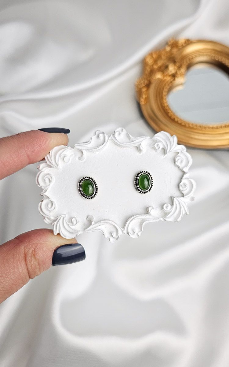 Etnic Earrings in Nephrite Jade n.1