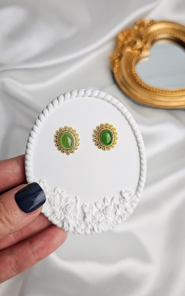 Etnic Earrings in Nephrite Jade (Gold)