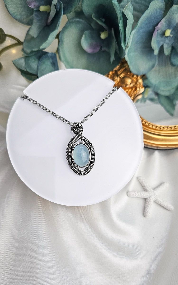 Etnic Necklace in Aquamarine