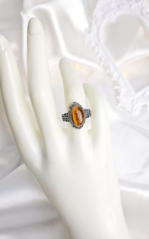 Adjustable Etnic Ring in Tiger Eye (FROM SIZE 13)