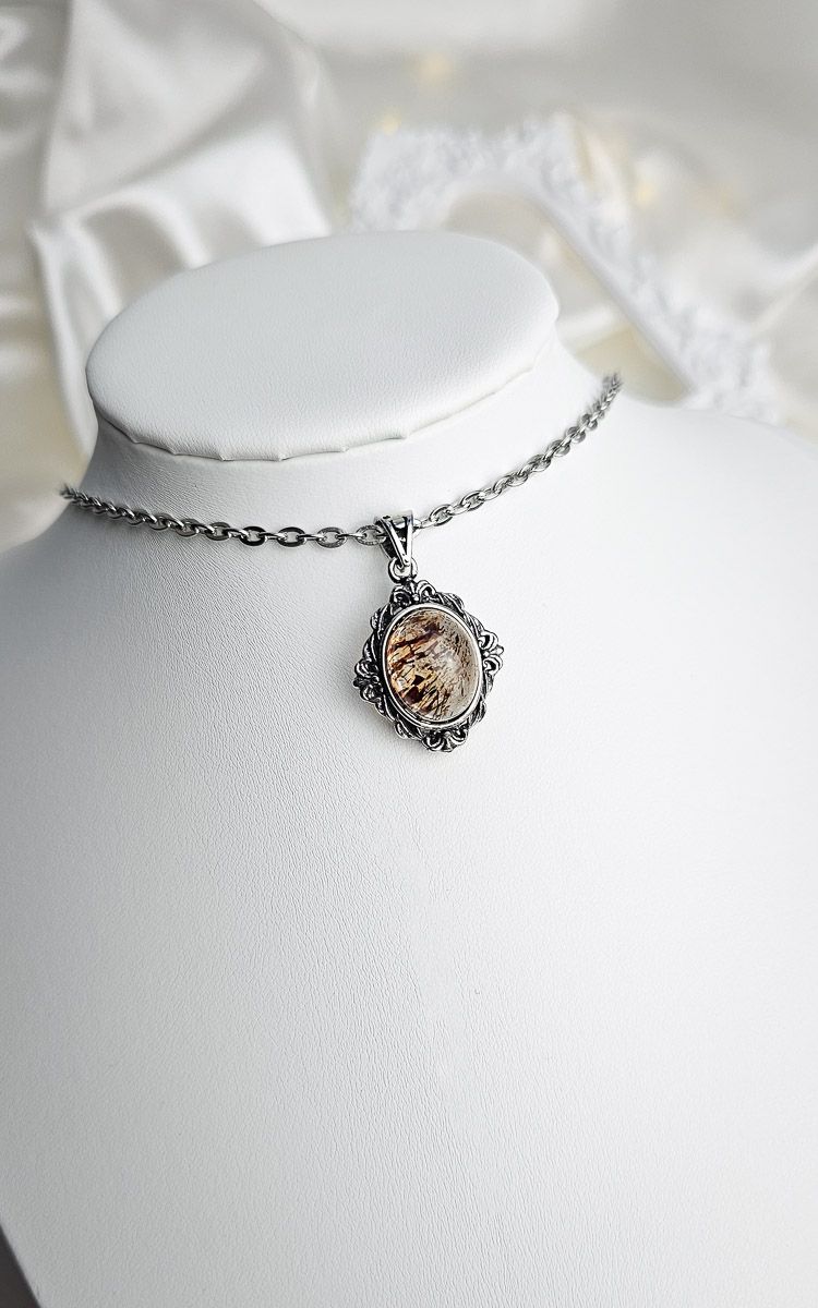 Etnic Necklace with Red Rutilated Quartz n.1