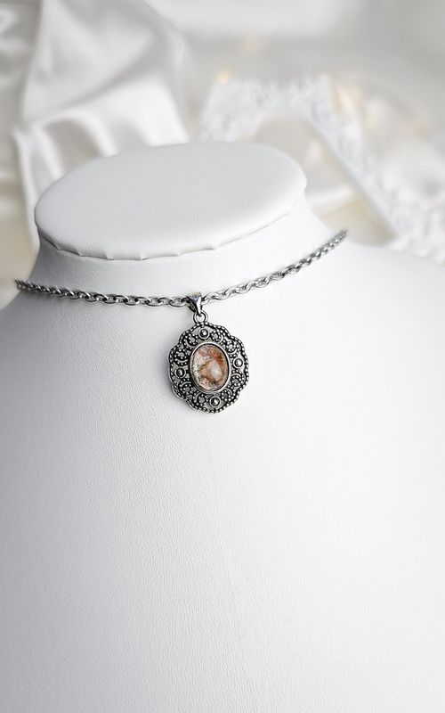 Etnic Necklace in Garden Quartz n.2