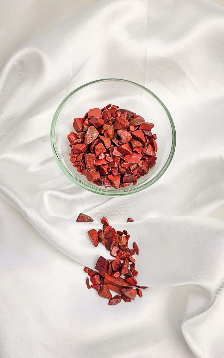 Red Jasper Chips (100gr)