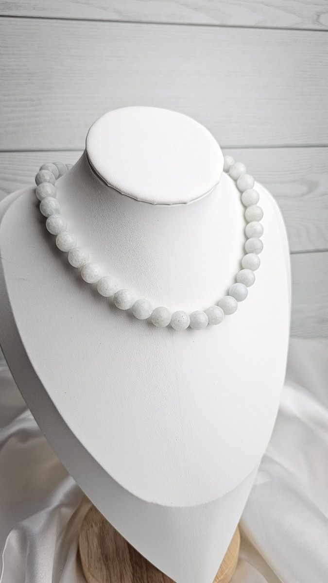Necklace with Celestite (10mm)