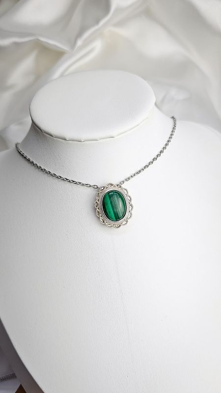 Etnic Necklace in Malachite n.1