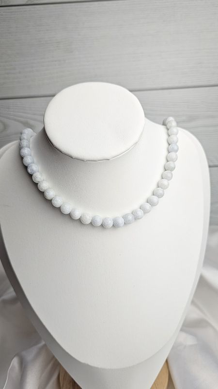 Necklace with Celestite (8mm)