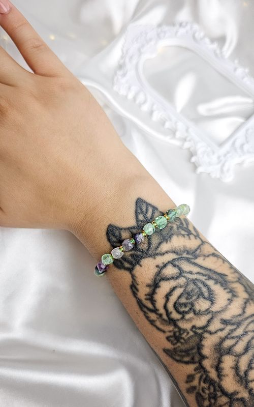 Elastic Bracelet in Faceted Fluorite