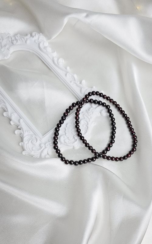 Elastic Bracelet in Garnet