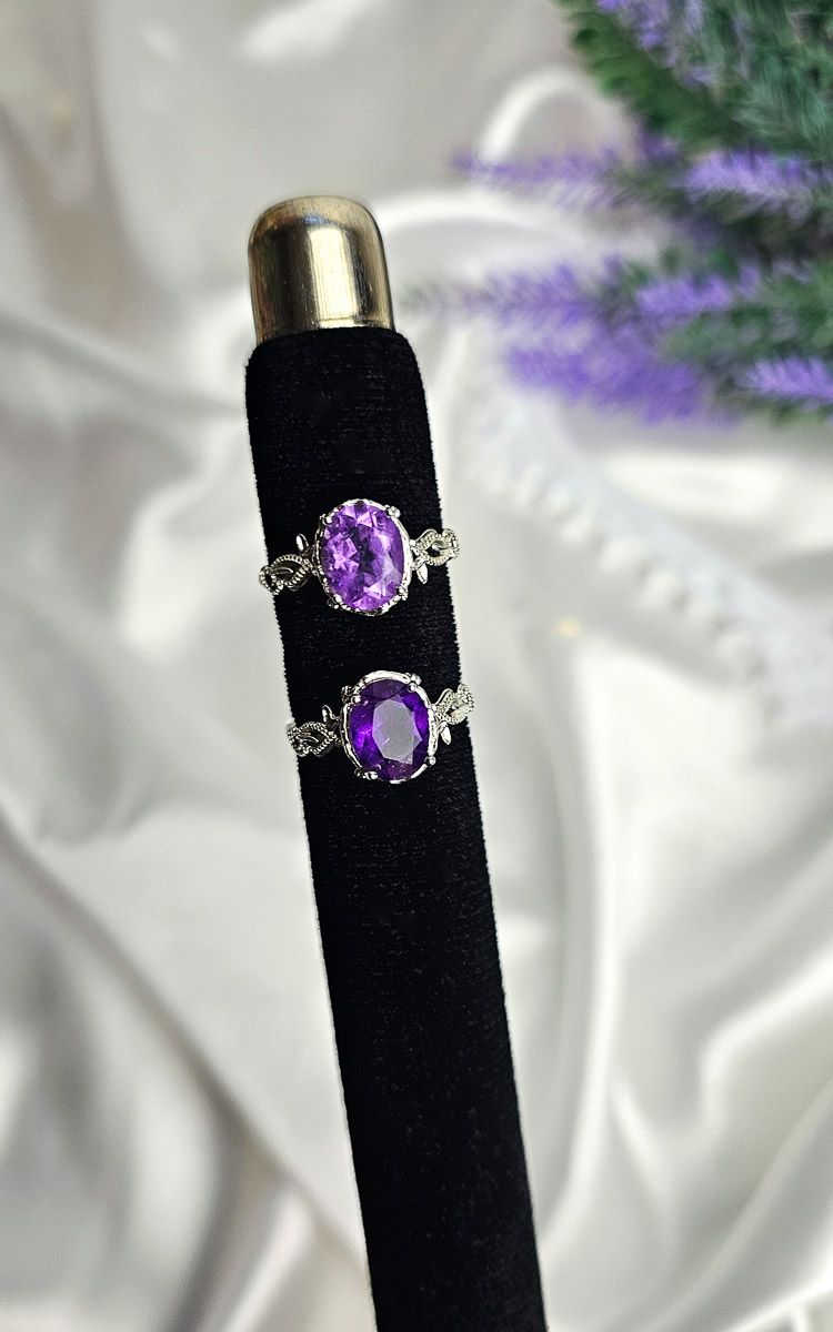 Adjustable Ring in Amethyst with Leaves (FROM SIZE 10)