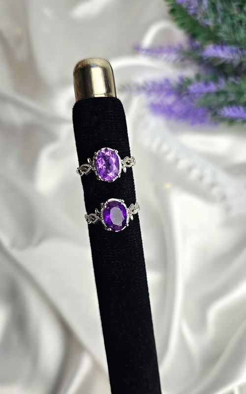 Adjustable Ring in Amethyst with Leaves (FROM SIZE 10)