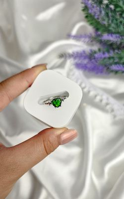 Adjustable Heart Ring in Diopside (FROM SIZE 13)