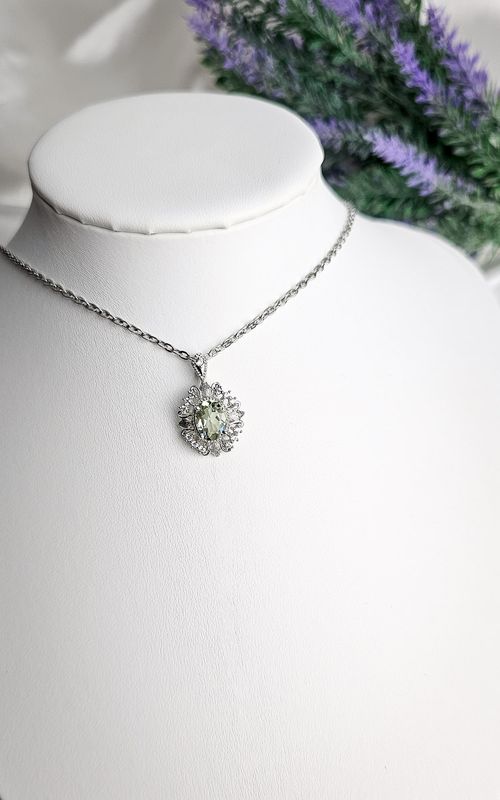 Necklace in Prasiolite