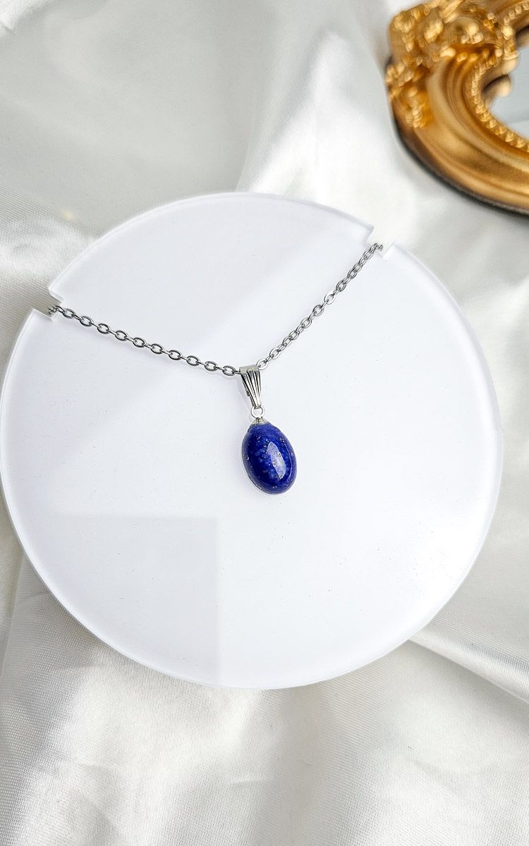 Necklace with Lapislazuli n.1