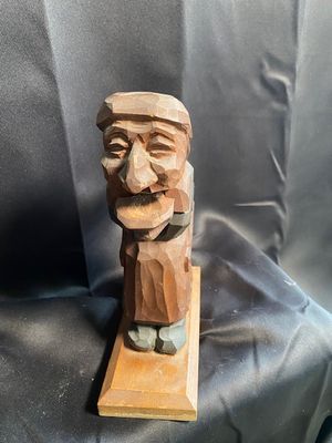 Old Woman in the Shoe nutcracker
