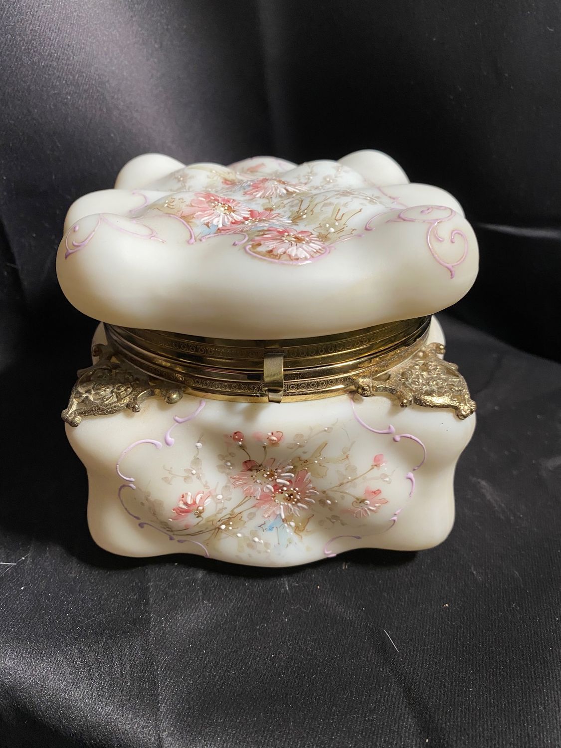 Wavecrest Powder Jar