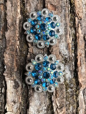 Blue Turquoise Berry Concho Magnet 1.5