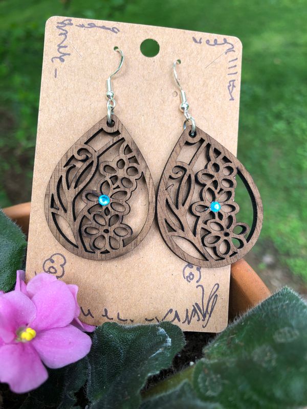 Handmade Walnut Earrings Turquoise Bling Three Flower Style Decorated FREE SHIPPING laser embellished