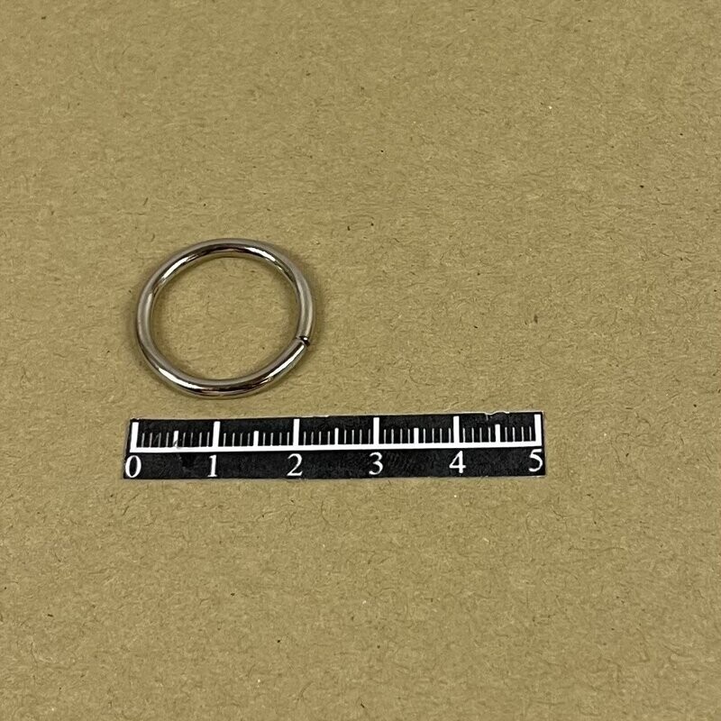 Anneau soudé 18x24 Nickel - x 40